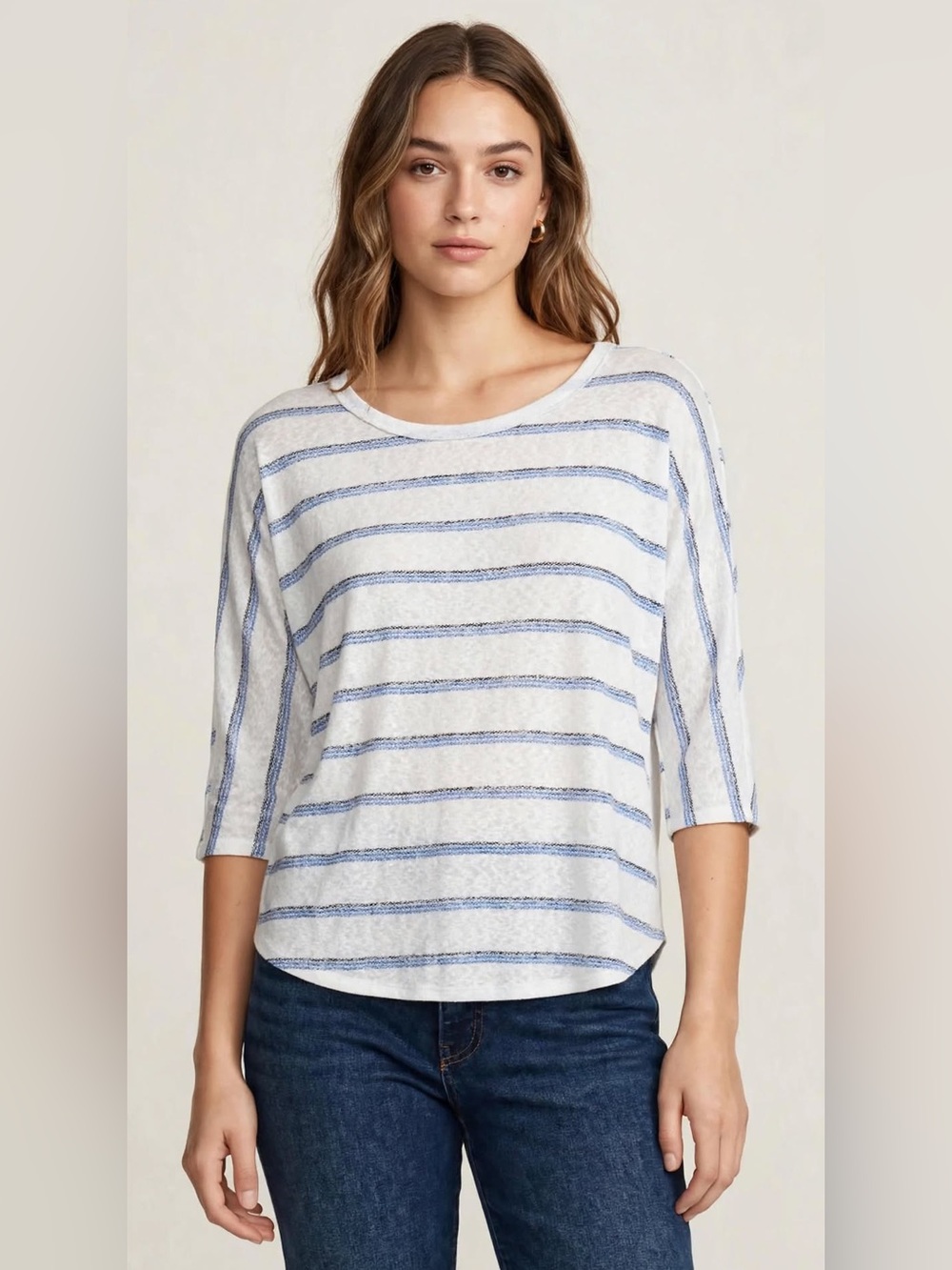 Bobeau Women’s Medium White Blue Striped Lightweight Long Sleeve Top